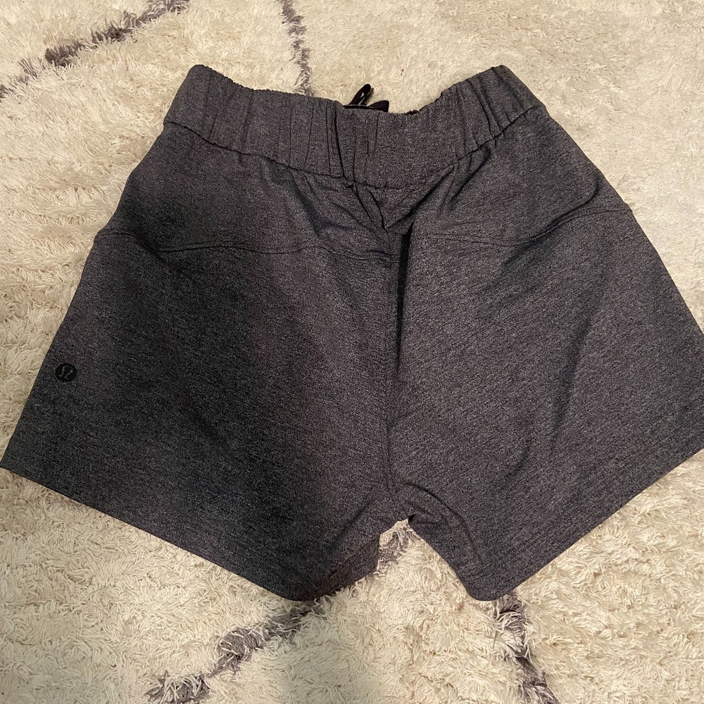 Lululemon shorts Size 2